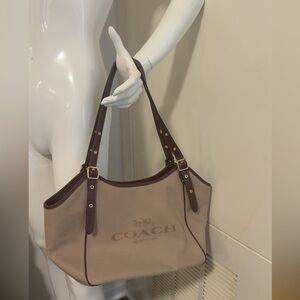 Coach Meadow Shoulder Bag Beige and Gold Pristine Condition